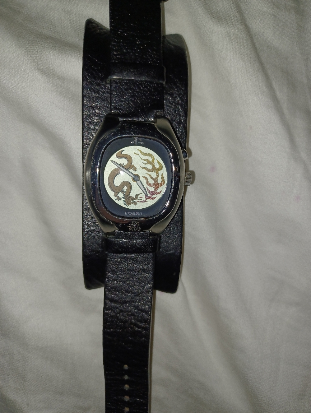 Fossil Dragon Watch New Batteries Very Fine Stainless Steel Black leather Band - Picture 11 of 14